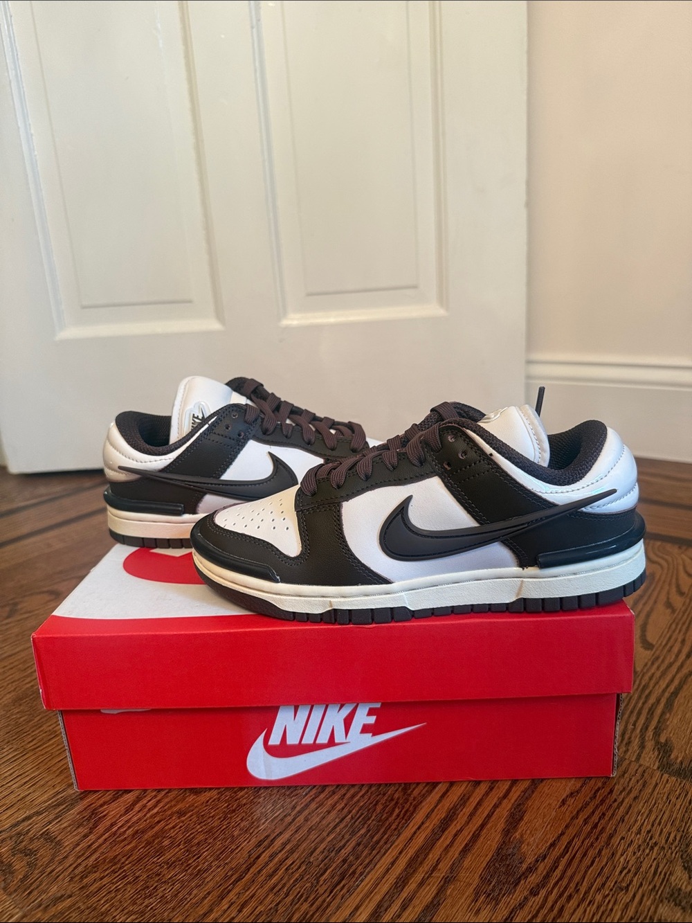 Nike Women’s Brown and White Low-Top Sneakers